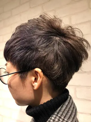 ショート カラー 加藤 正祥のヘアスタイル