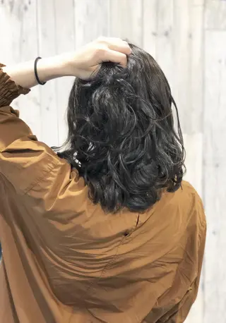 ミディアム 必ず笑顔で帰っていた だきます！安田祐貴のヘアスタイル