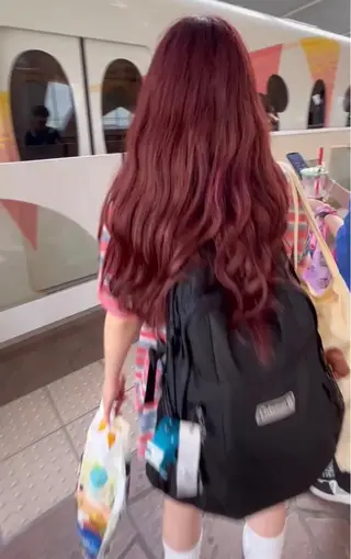 ロング 艶カラー/レイヤー /メンズ/マツエクのヘアスタイル