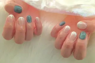 ネイル White  Se7enのネイルデザイン