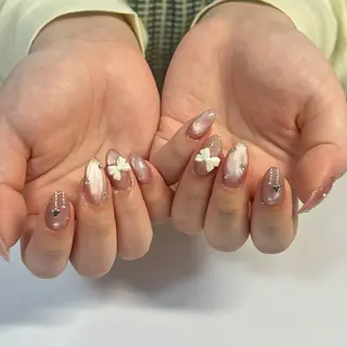 ネイル KANA  ︎︎のネイルデザイン