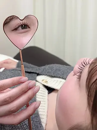 マツエク・マツパ Limie komenakaの眉毛・アイブロウイメージ
