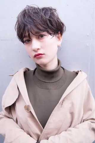 ショート ダブルカラー🤍 髪質改善／原島のヘアスタイル