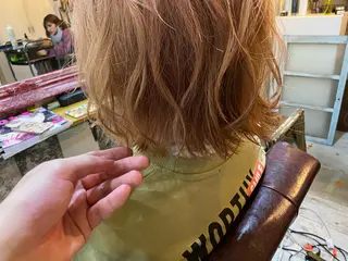ミディアム カラー LILIS hair designのヘアスタイル