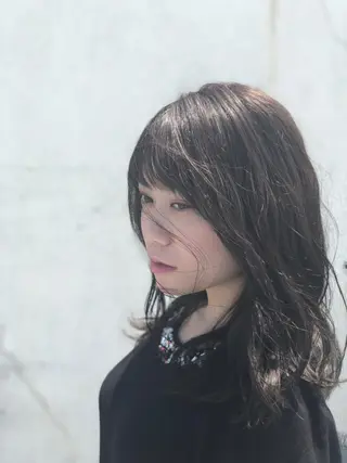 セミロング AYAKA 下北沢suuのヘアスタイル