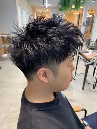 ショート メンズ GRANDEUR 佐塚のヘアスタイル