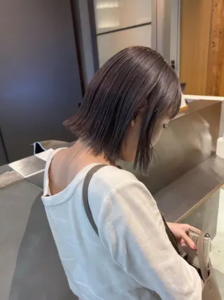 カラー Mori Aimiのヘアスタイル