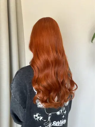 ロング 村上 綾音のヘアスタイル