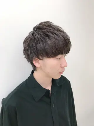 カラー メンズ ブリーチカラー/ 岩破瑞希のヘアスタイル