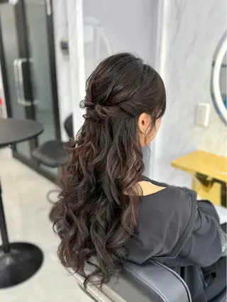 ロング ヘアアレンジ エクステ🩵ブリーチ 韓国ヘア🩵KAEのヘアスタイル