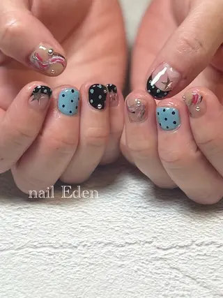 ネイル Eden ♾️のネイルデザイン
