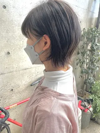 ショート 日高 香織のヘアスタイル