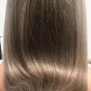 ロング サイレント美容師 アイリィのヘアスタイル