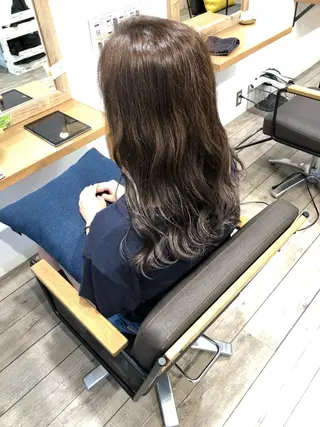 ロング カラー ヘアアレンジ 顔周りカット・相談 レイヤーも◎しずくのヘアスタイル