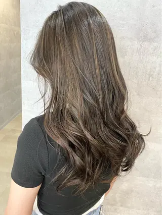 ロング KYOKO 【Bear】のヘアスタイル