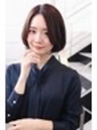 ショート 尾崎 優花のヘアスタイル