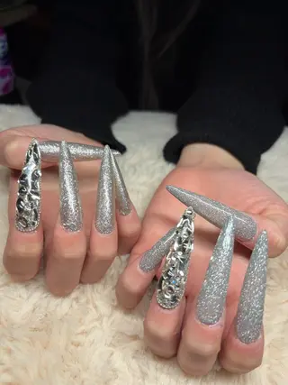 ネイル Lowé みるくのネイルデザイン