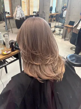 ミディアム カラー KAEDE🌺Wカ ラー/ホワイトカラーのヘアスタイル