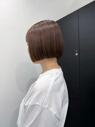 ショート カラー era所属・azumi/ボブ/暖 色/オリーブ/縮毛のヘアスタイル