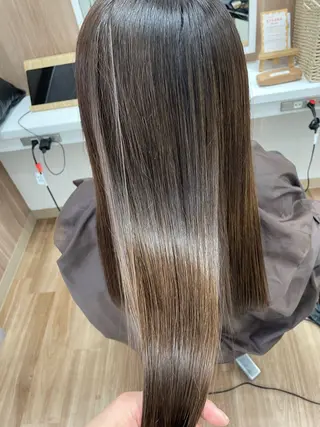 ロング 葭葉 久美子のヘアスタイル