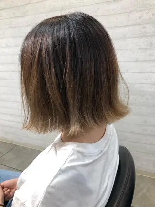 ショート カラー senses ミヤコのヘアスタイル