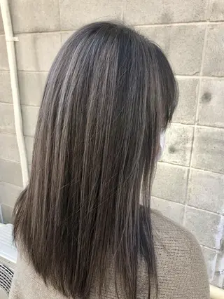 カラー ダブルスキルエクステ /羽エクステ白石宇由のヘアスタイル