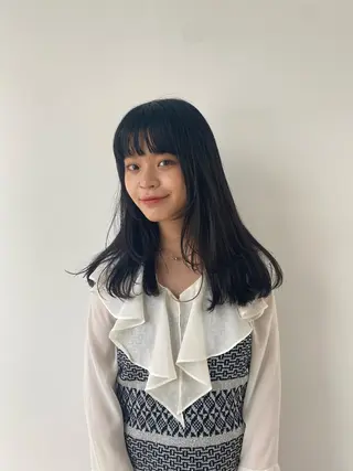 セミロング パーマ 峠原 菜緒のヘアスタイル