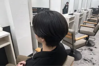 メンズ 艶髪カラー┊︎ レイヤーボブ🍀きりのヘアスタイル