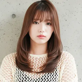 セミロング ハッシュカット 田窪珠妃のヘアスタイル