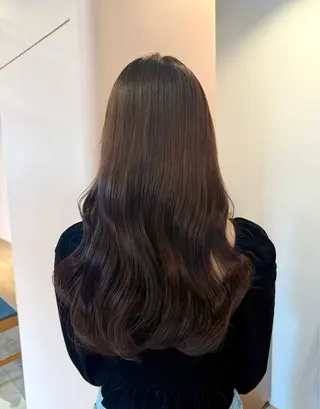 カラー Miyu .のヘアスタイル