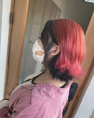 ミディアム カラー 井上 花音のヘアスタイル