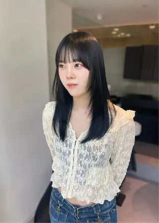 セミロング 銀座/レイヤーカット 🤍内野すみれのヘアスタイル