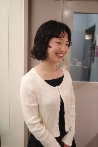 ショート パーマ yupi🐈‍⬛ レイヤー/パーマのヘアスタイル