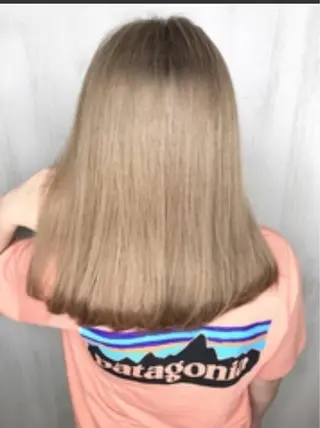 パーマ 堤 麻衣子のヘアスタイル