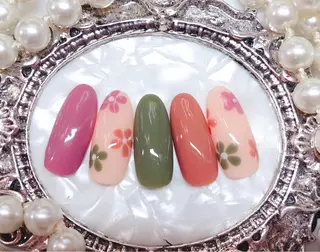 ネイル マジック ミラーのネイルデザイン