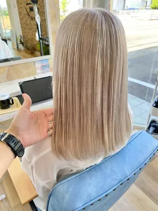 セミロング ケアブリーチ 黒瀬有汰のヘアスタイル