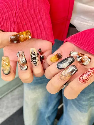 ネイル 🎀ボブ＋ハイトーン シュカ👶🏻のヘアスタイル