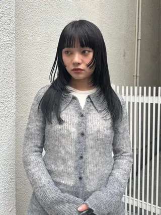 セミロング もりしま あやかのヘアスタイル