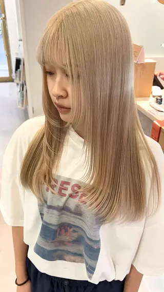 ロング 顔まわり／髪質改 善／白髪ぼかし／中山のヘアスタイル