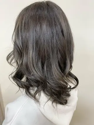 カラー SALOWIN栄 高須大貴のヘアスタイル