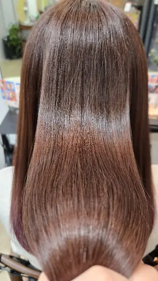 セミロング カラー stoke TOKYO所属・野村 果音(カノン)のヘアスタイル