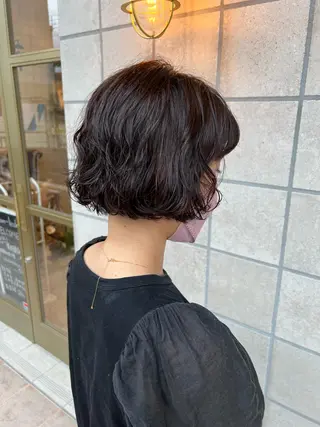 ショート パーマ Aya/四条烏丸/ インナーカラーのヘアスタイル