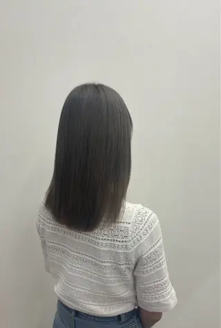 ミディアム 伴 星来のヘアスタイル