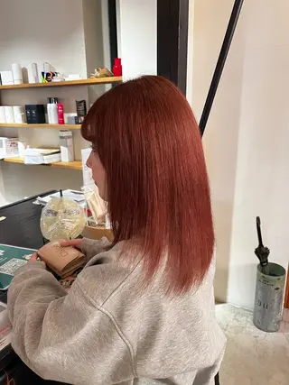 ロング カラー ふじわらはゆ/ブリー チ/ベージュカラーのヘアスタイル