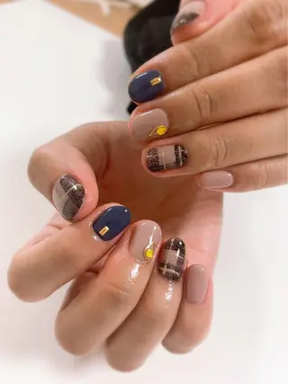 ネイル Lily Roseスタッフ一同のマツエク・マツパデザイン