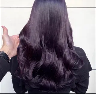 ロング カラー 透明感🤍レイヤー ベージュ‎🤍ピンクのヘアスタイル