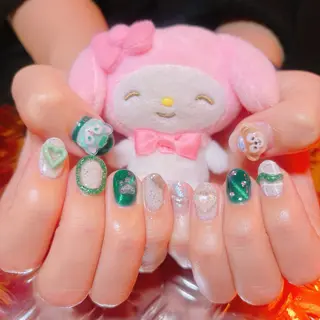 ネイル 半村 明のネイルデザイン