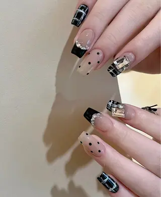 ネイル D-BEAUTY Nailsalonのネイルデザイン