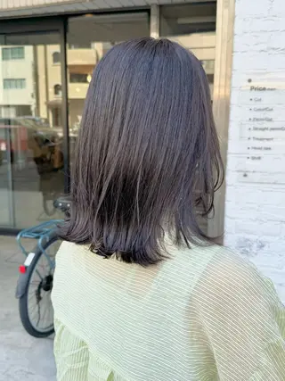 ミディアム 原田 彩花のヘアスタイル