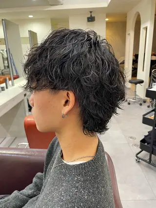 パーマ メンズ 大阪美容師 井上智博のヘアスタイル